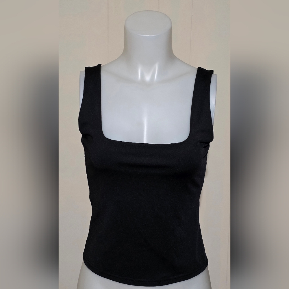 SHEIN Essential Black Sleeveless Top